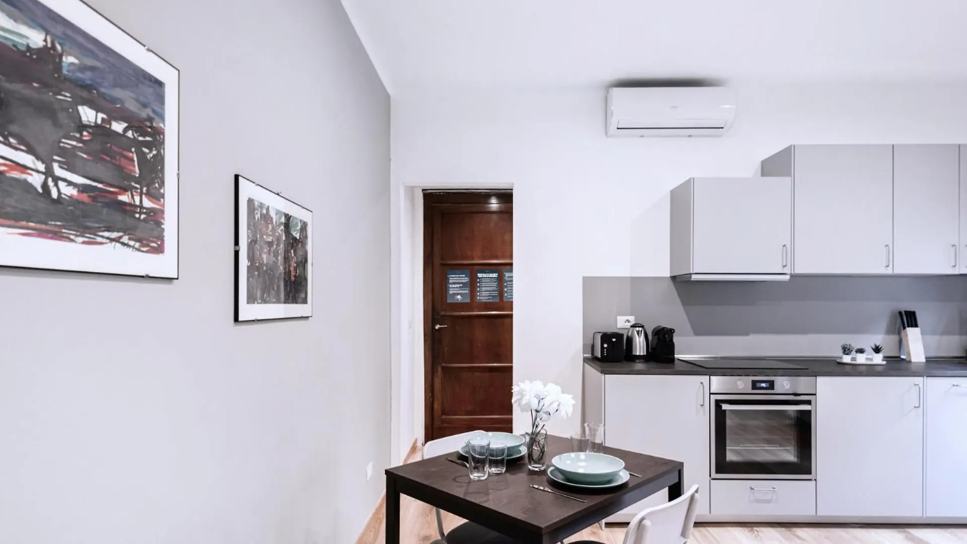 Easylife - Studio Con Balcone In Risorgimento Apartment Milan