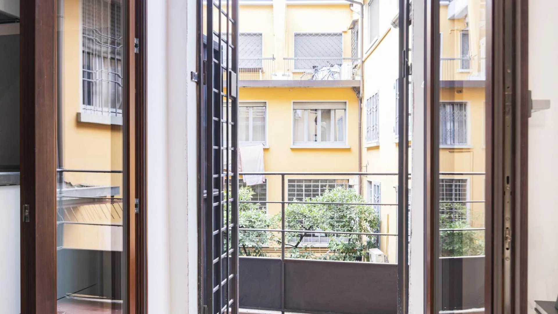 Easylife - Studio Con Balcone In Risorgimento Apartment Milan Italy