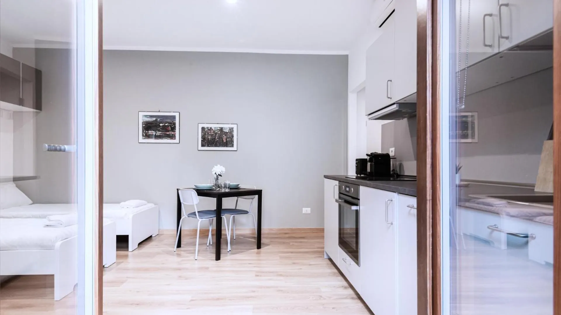 Easylife - Studio Con Balcone In Risorgimento Apartment Milan
