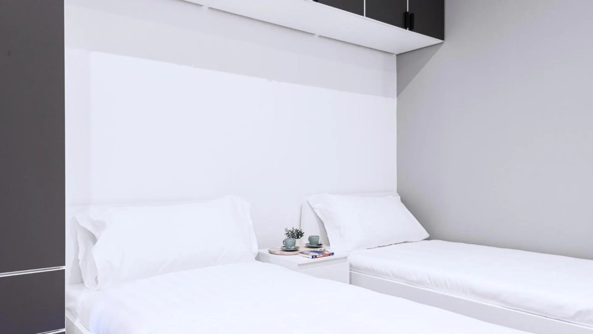 Easylife - Studio Con Balcone In Risorgimento Apartment Milan 0*,