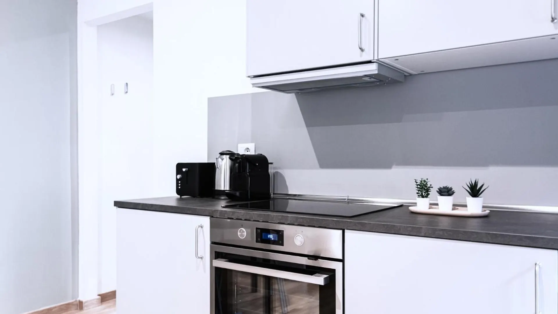 Easylife - Studio Con Balcone In Risorgimento Apartment Milan