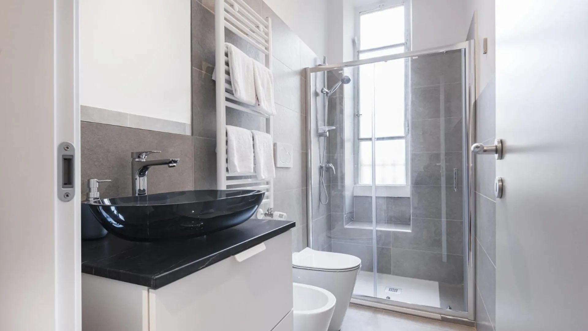 Easylife - Studio Con Balcone In Risorgimento Apartment Milan Italy